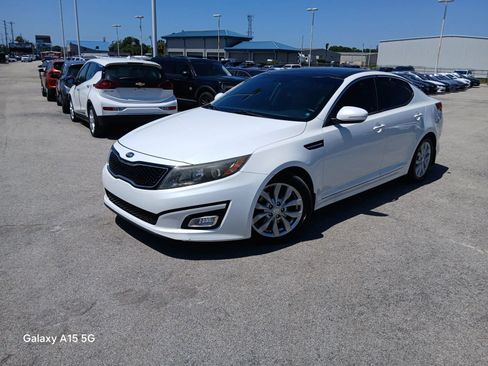 Used 2015 Kia Optima EX w/ EX Premium Package FWD image 2