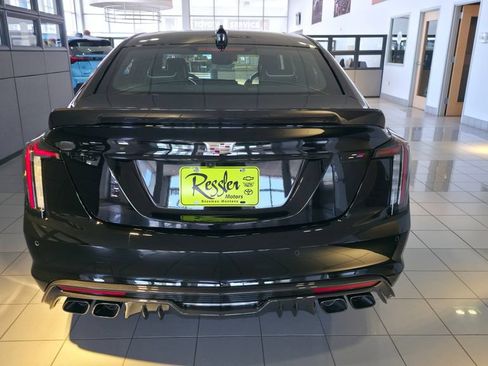 New 2026 Cadillac CT5 V Blackwing w/ Carbon Fiber 2 Package RWD image 5