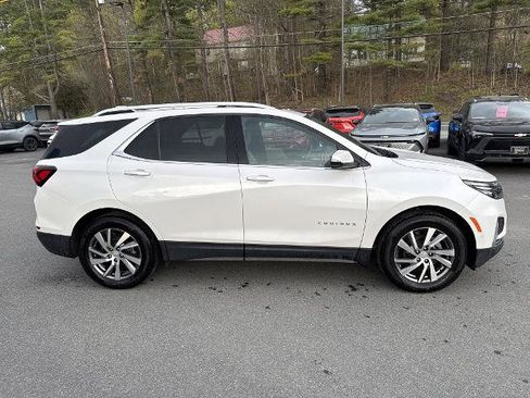 Used 2023 Chevrolet Equinox Premier AWD/4WD image 6