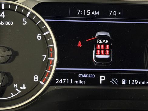 Used 2025 Nissan Pathfinder SV FWD image 15