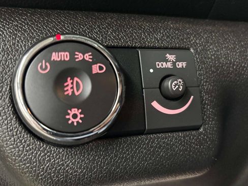 Used 2012 GMC Acadia Denali image 33