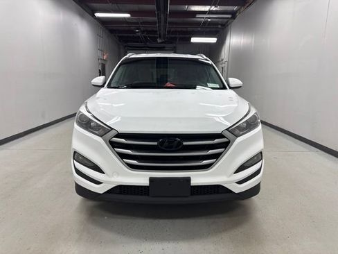 Used 2018 Hyundai Tucson SEL AWD/4WD image 2