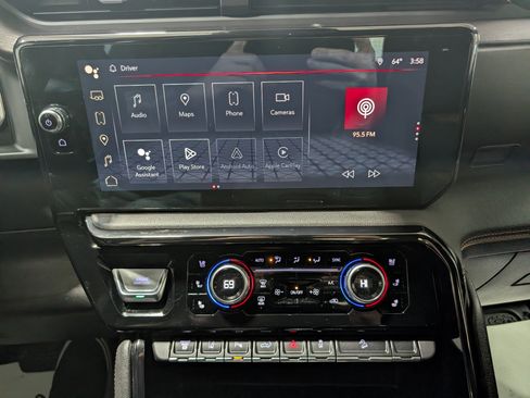 Used 2024 GMC Sierra 2500 AT4 w/ Technology Package image 26