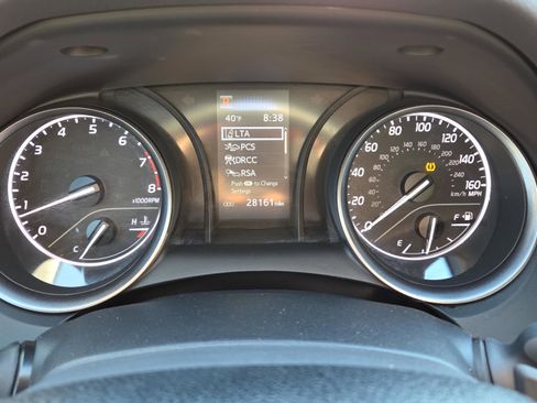 Used 2024 Toyota Camry SE image 31