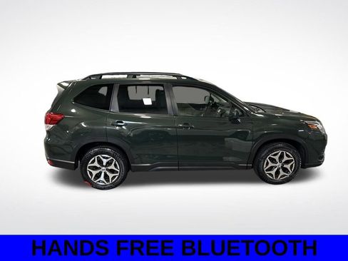 Certified 2023 Subaru Forester Premium image 5
