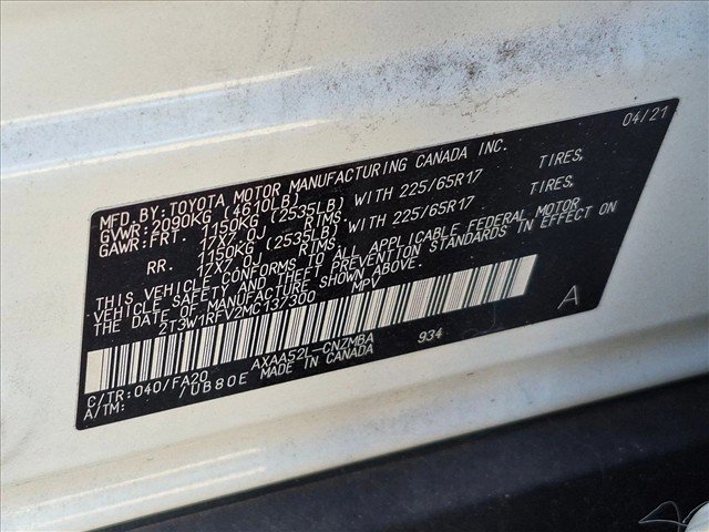 Used 2021 Toyota RAV4 XLE FWD image 17
