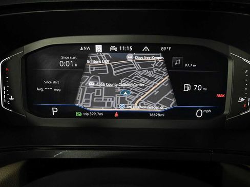 Certified 2022 Volkswagen Taos SEL AWD/4WD image 8