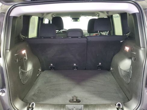 Used 2016 Jeep Renegade Trailhawk w/ Cold Weather Group image 13