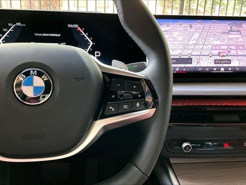 Used 2025 BMW 330i Sedan RWD image 24
