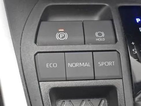 Used 2024 Toyota RAV4 LE image 25