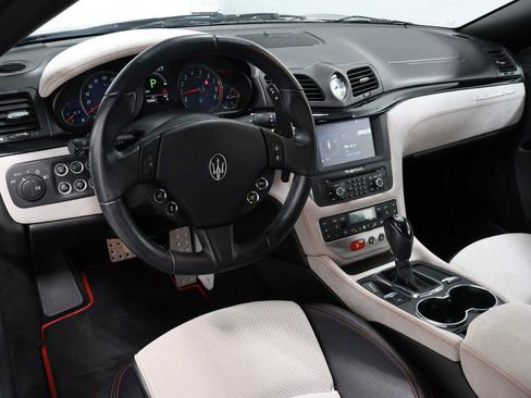 Used 2016 Maserati GranTurismo Sport RWD image 4