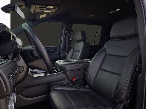 Used 2022 GMC Yukon XL Denali image 14