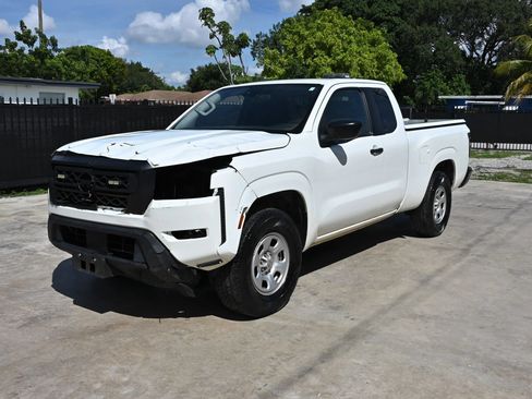 Used 2024 Nissan Frontier S w/ S Utility Package RWD image 2