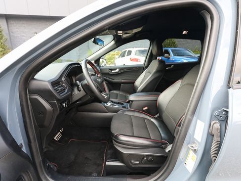 Used 2023 Ford Escape ST-Line w/ Tech Pack #1 AWD/4WD image 12