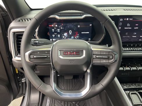 New 2026 GMC Canyon Elevation w/ Convenience Package RWD image 14