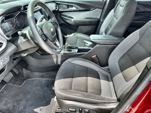 Used 2023 Chevrolet TrailBlazer LT w/ Convenience Package AWD/4WD image 24