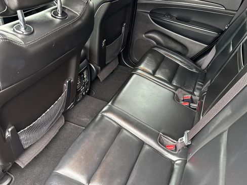 Used 2021 Jeep Grand Cherokee Limited w/ Trailer Tow Group IV image 15