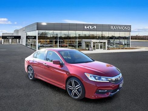 Used 2017 Honda Accord Sport image 1
