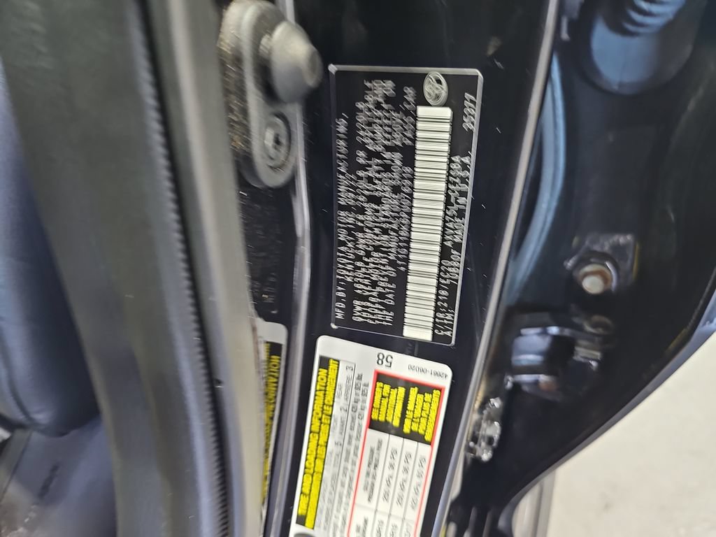 Used 2023 Toyota Camry SE AWD/4WD image 35