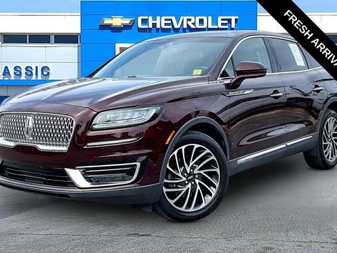 Used 2019 Lincoln Nautilus Reserve AWD/4WD image 2