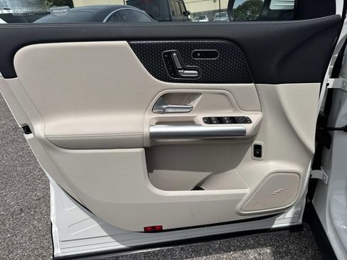 Used 2025 Mercedes-Benz GLA 250 image 19