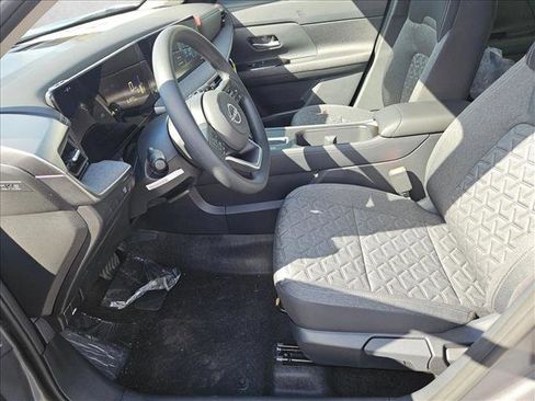 New 2026 Nissan Kicks SV image 12