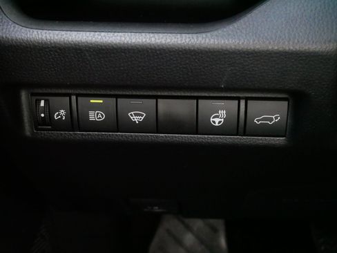 Used 2022 Toyota RAV4 XLE w/ Convenience Package AWD/4WD image 27