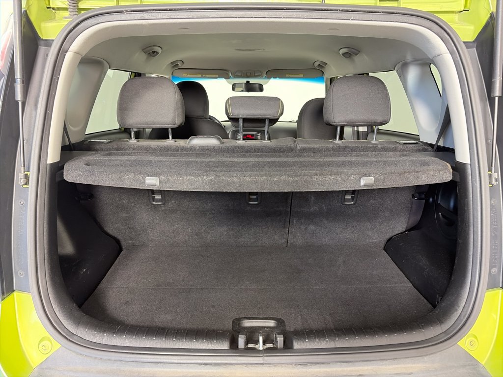 Used 2014 Kia Soul + FWD image 23