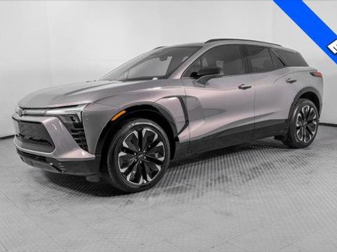 Used 2024 Chevrolet Blazer EV RS image 2