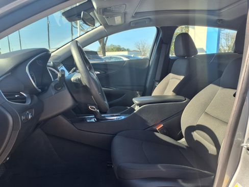 Used 2024 Chevrolet Malibu LT image 19