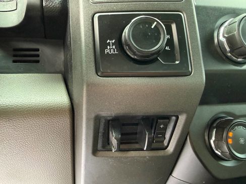 Used 2019 Ford F250 XL w/ STX Appearance Package AWD/4WD image 15