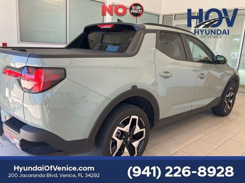 Certified 2024 Hyundai Santa Cruz Limited AWD/4WD image 7