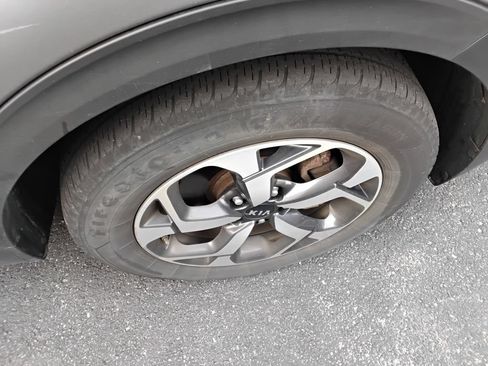Used 2020 Kia Sportage LX FWD image 9