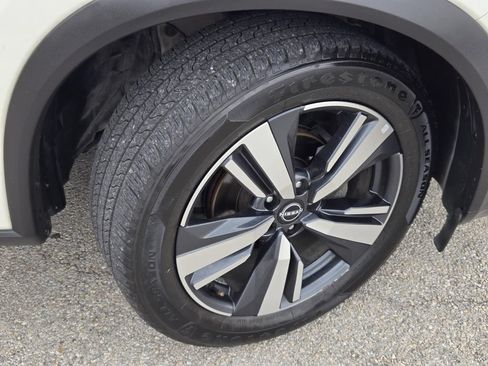 Certified 2023 Nissan Rogue SL w/ SL Premium Package AWD/4WD image 6