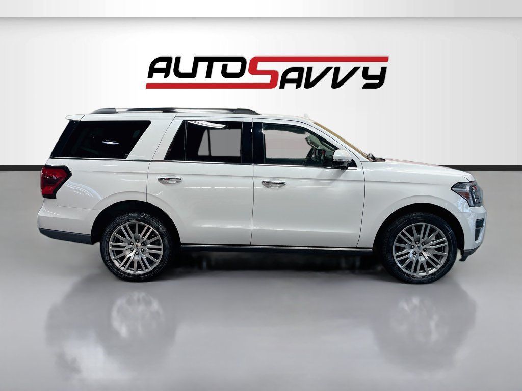 Used 2023 Ford Expedition Limited AWD/4WD image 8