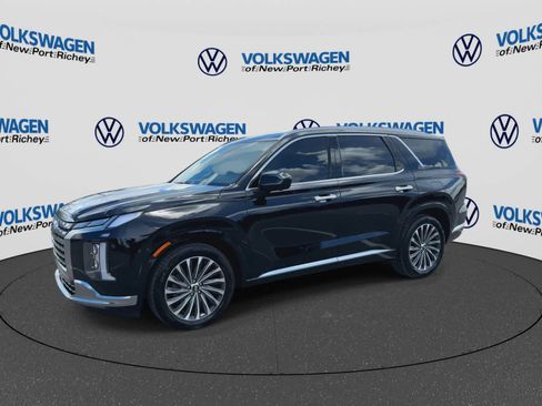 Used 2024 Hyundai Palisade Calligraphy FWD image 4