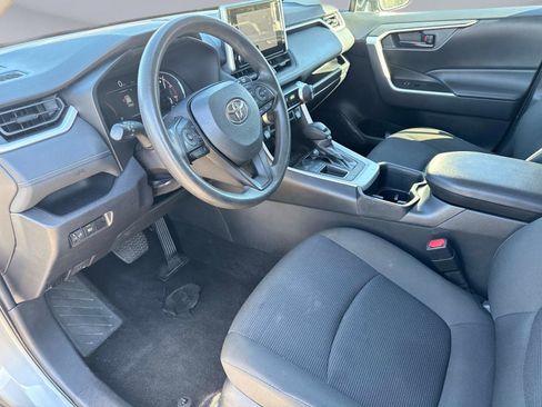 Used 2024 Toyota RAV4 LE image 21