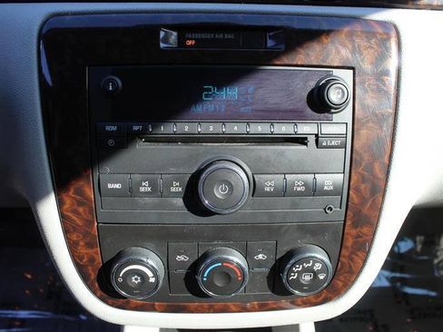 Used 2016 Chevrolet Impala Limited LS FWD image 17