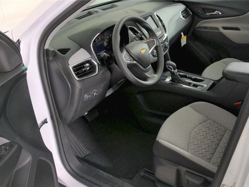 Used 2023 Chevrolet Equinox LS w/ Sport Edition image 12