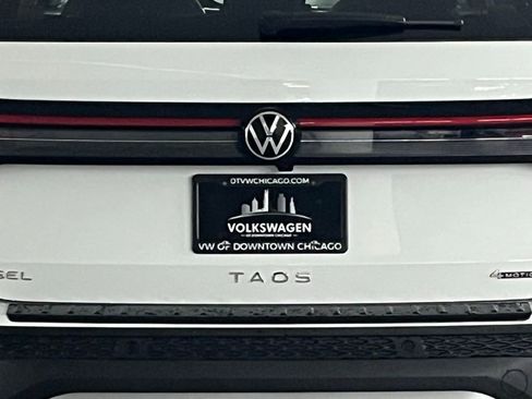 New 2026 Volkswagen Taos SEL AWD/4WD image 35