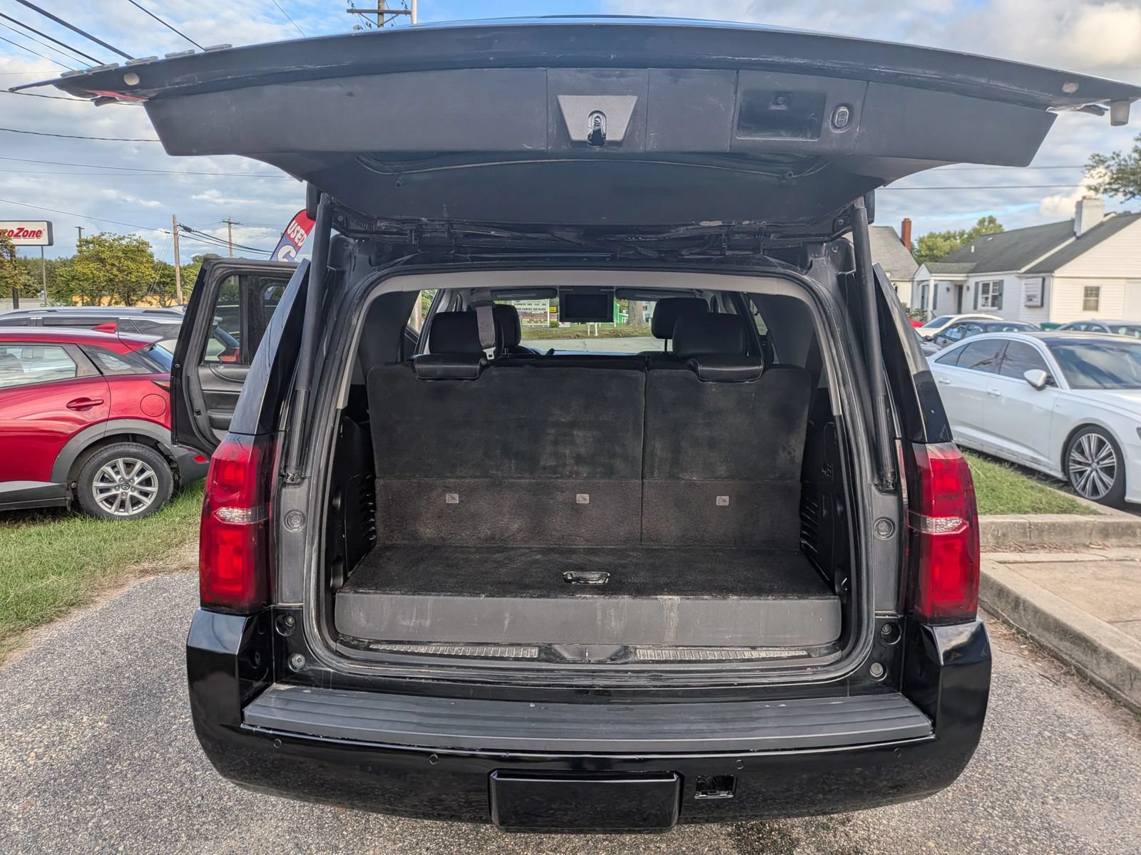 Used 2017 Chevrolet Tahoe LT AWD/4WD image 33