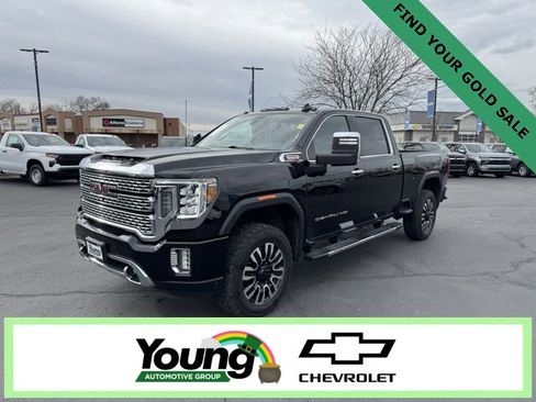 Used 2022 GMC Sierra 3500 Denali w/ Denali Ultimate Package image 2