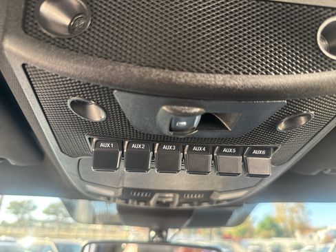 Used 2019 Ford F150 Raptor w/ Equipment Group 802A Luxury AWD/4WD image 22