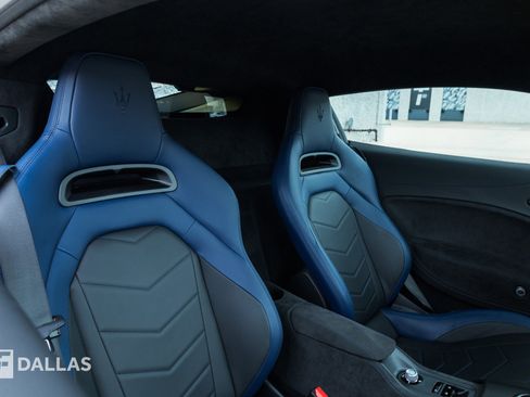 Used 2023 Maserati MC20 Coupe RWD image 42