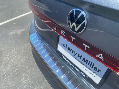 New 2025 Volkswagen Jetta SE image 23