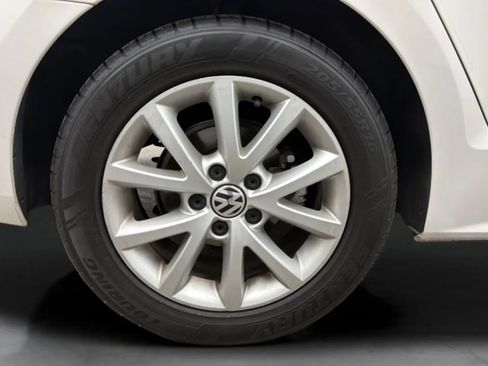 Used 2013 Volkswagen Jetta SE FWD image 25