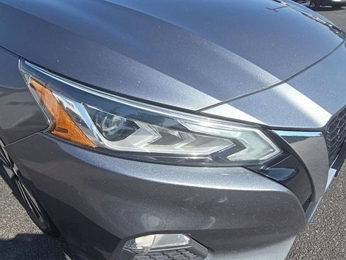 Used 2021 Nissan Altima 2.5 SV FWD image 29