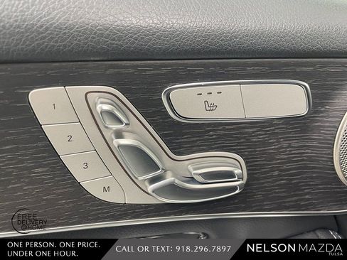 Used 2021 Mercedes-Benz GLC 300 GLC 300 image 21