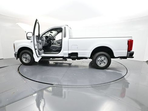 Used 2026 Ford F250 XL w/ XL Chrome Package RWD image 37