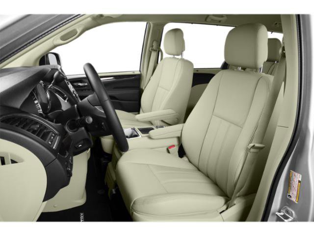 Used 2015 Chrysler Town & Country Touring-L w/ Driver Convenience Group FWD image 12